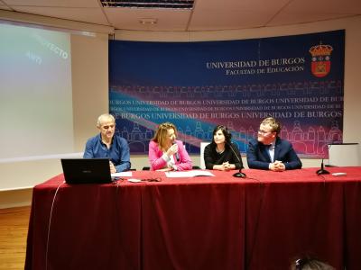 Imagen de la charla sobre el proyecto en la Universidad de Burgos