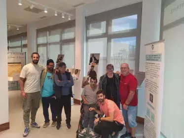 Exposición - El color de la Mirada realizada por voluntarios de la Unidad de DCA