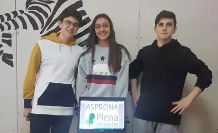 GRUPO DE ALUMNOS DEL I.E.S. ALARCON SANTON DE LA RODA QUE HAN PARTICIPADO EN EL PROYECTO