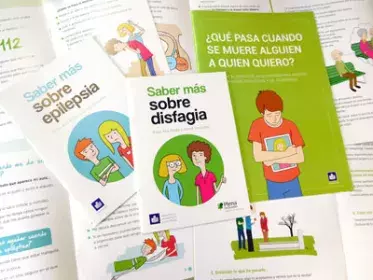 Portadas de las tres guías publicadas hasta ahora
