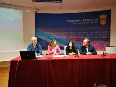 Imagen de la charla sobre el proyecto en la Universidad de Burgos